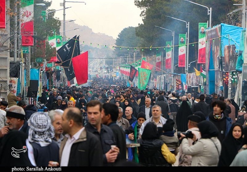 اسکان روزانه ۲۰ هزار زائر حاج قاسم در کرمان به‌صورت هوشمند و رایگان