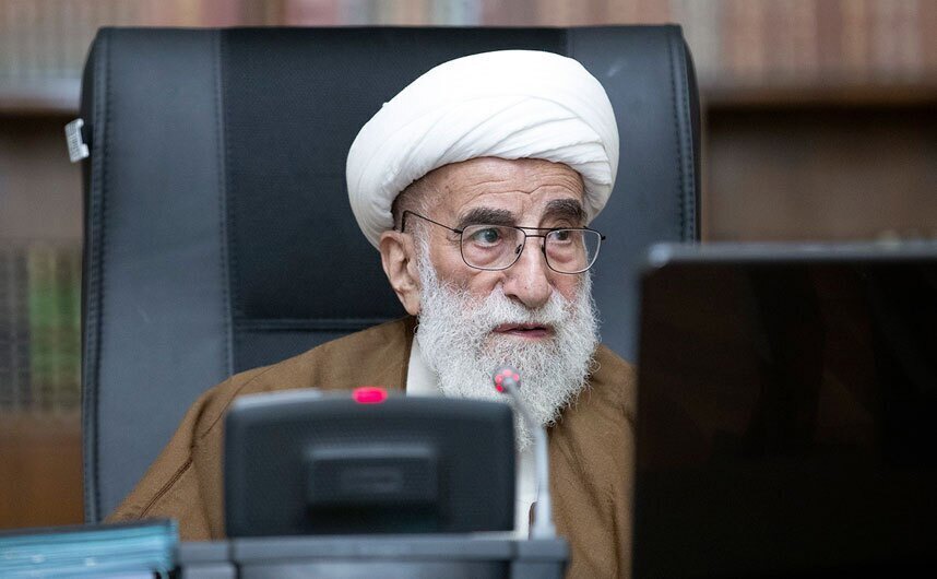 قوی کردن بنیه علمی بهترین راه مقابله با هجمه‌های فرهنگی