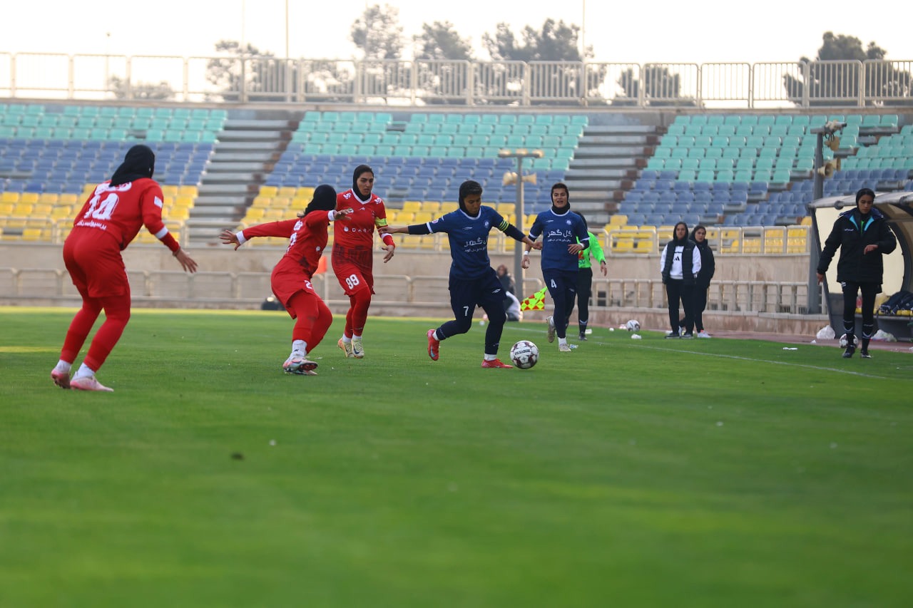 برد ارزشمند نمایندگان کرمان درلیگ برتر فوتبال بانوان