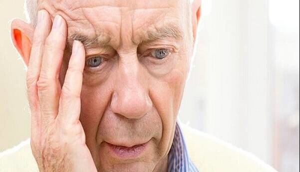 چاقی پیشرفت آلزایمر را تسریع می کند