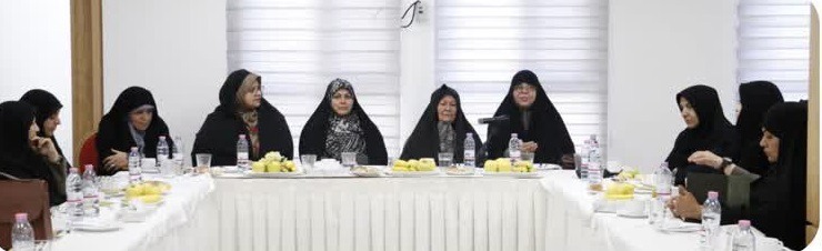 افق آرزوهای دختران امروز فراتر رفته است