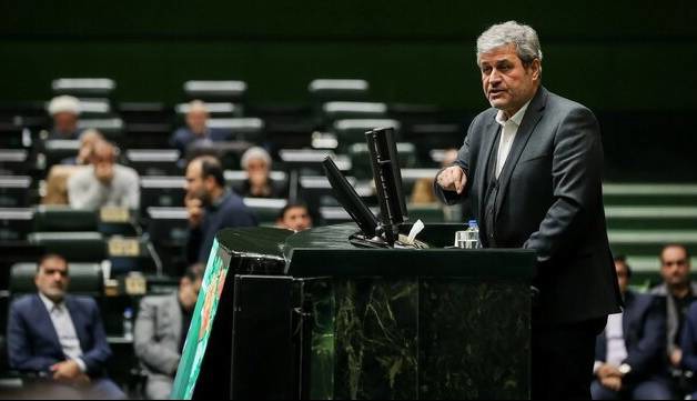 تاجگردون: وام‌ ازدواج و فرزندآوری در بودجه حذف نشده است