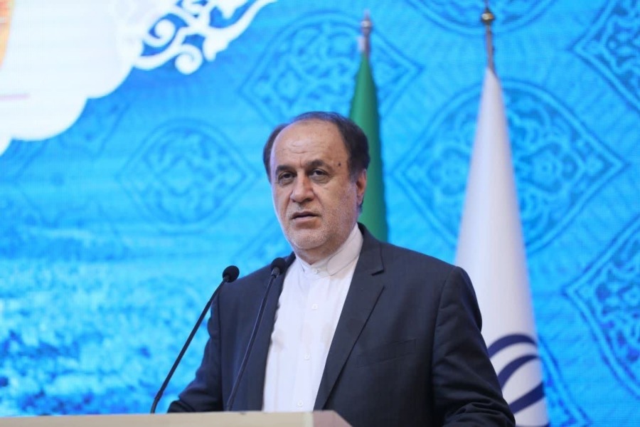 ملت ایران با بصیرت در میدان ایستاده است