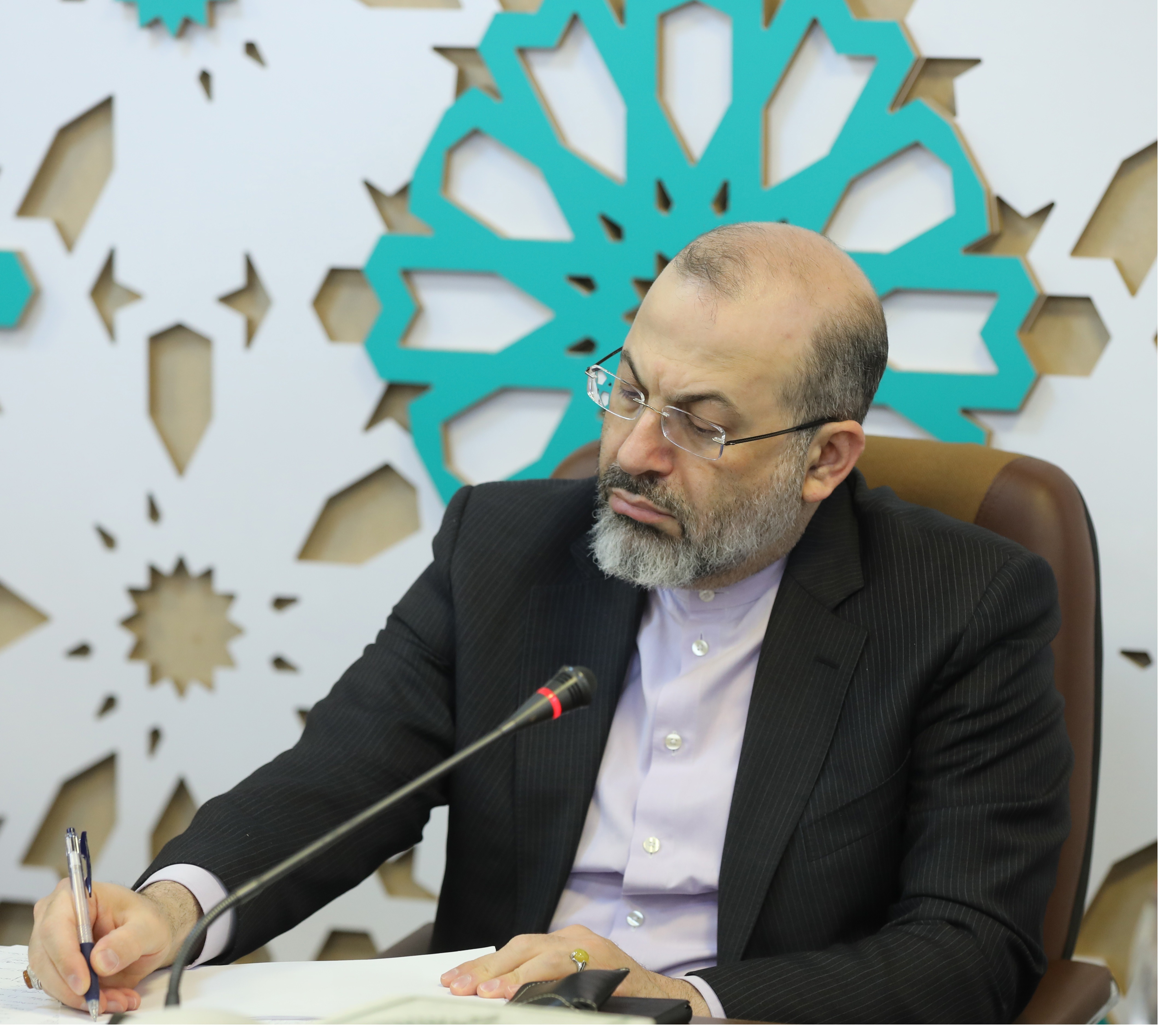 رئیس کل دیوان محاسبات میلاد حضرت عیسی (ع) را به همتایان خود تبریک گفت