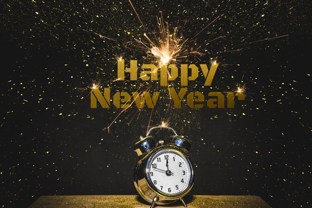 آتش‌بازی سال نو و آتشِ سازمان‌یافته جهان