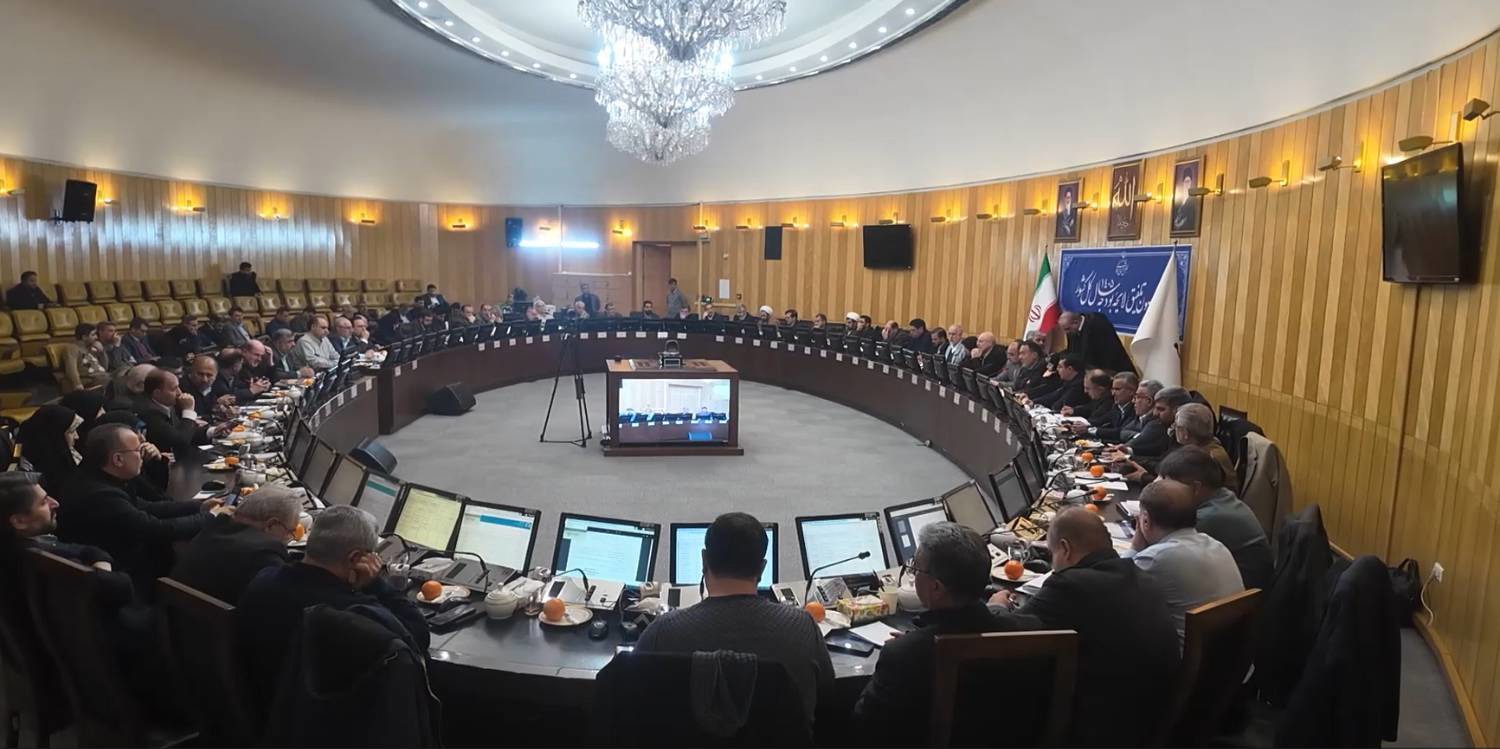 تاکید بر همراهی دولت و مجلس در توجه به معیشت مردم در لایحه بودجه