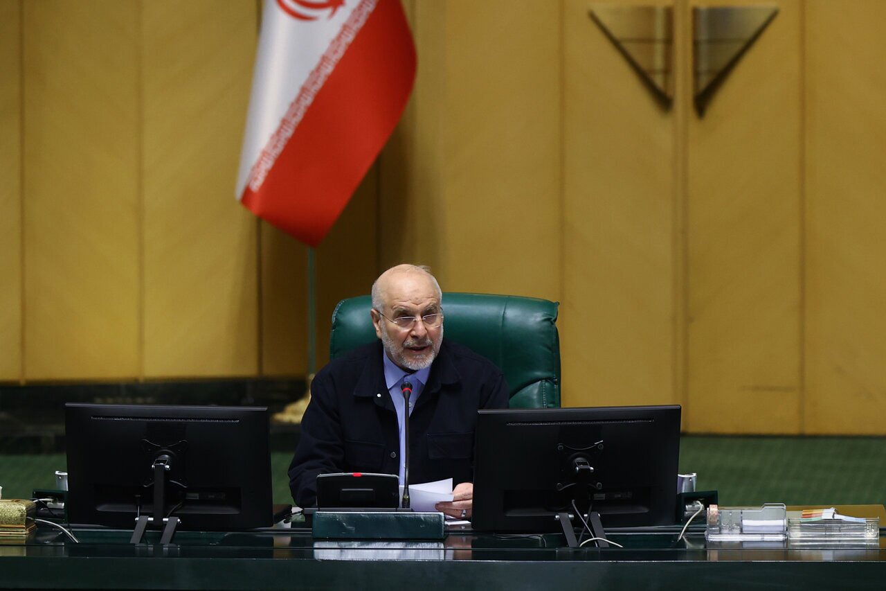 قالیباف: ارز ترجیحی‌حذف نمی‌شود