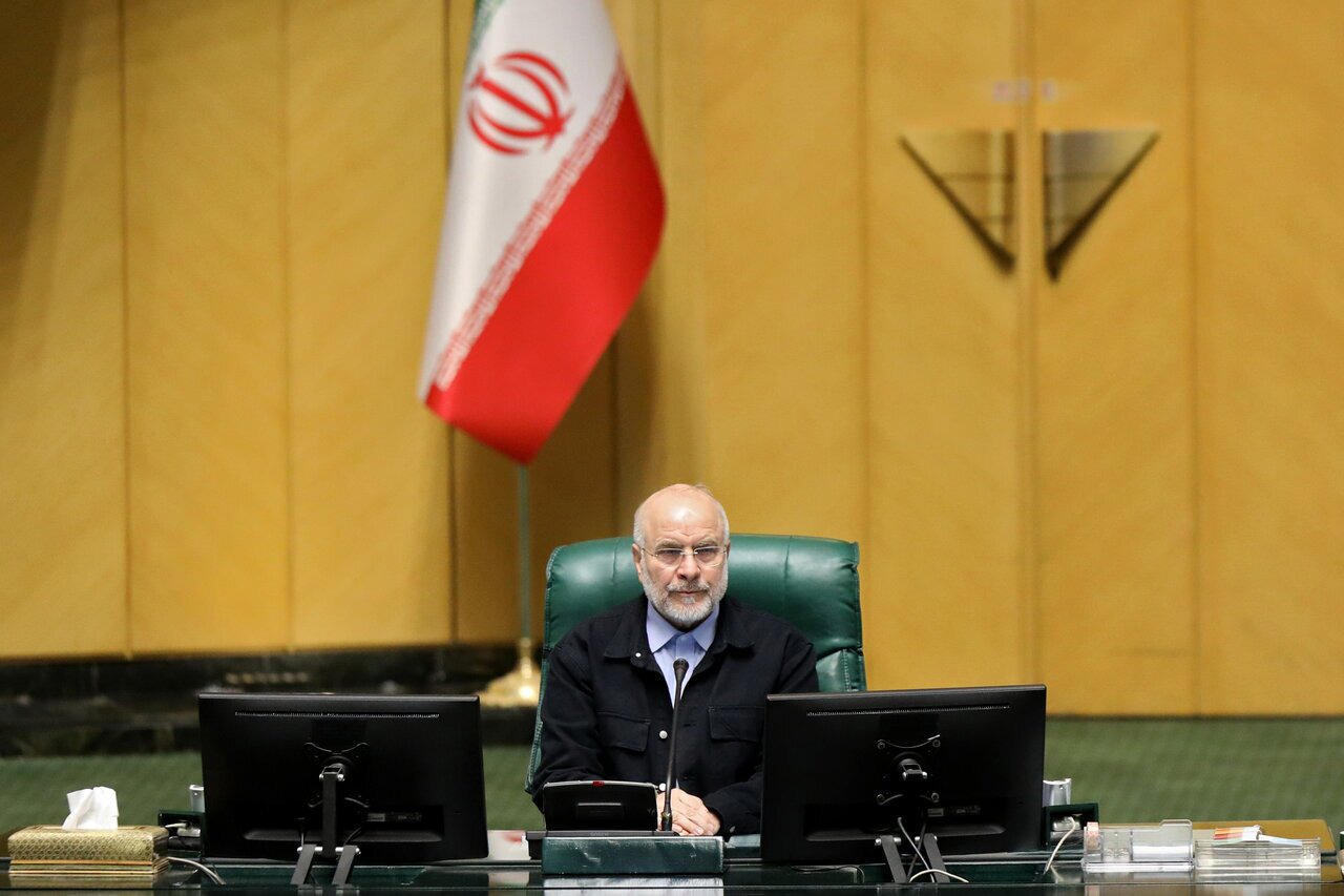 قالیباف: با دشمن در چهار جبهه در جنگ هستیم