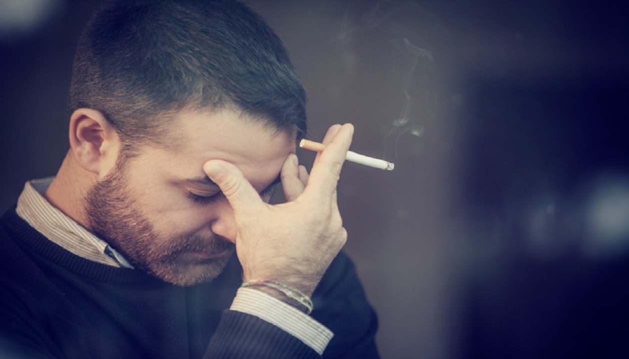 کشف ارتباط قوی بین سیگار کشیدن و افسردگی