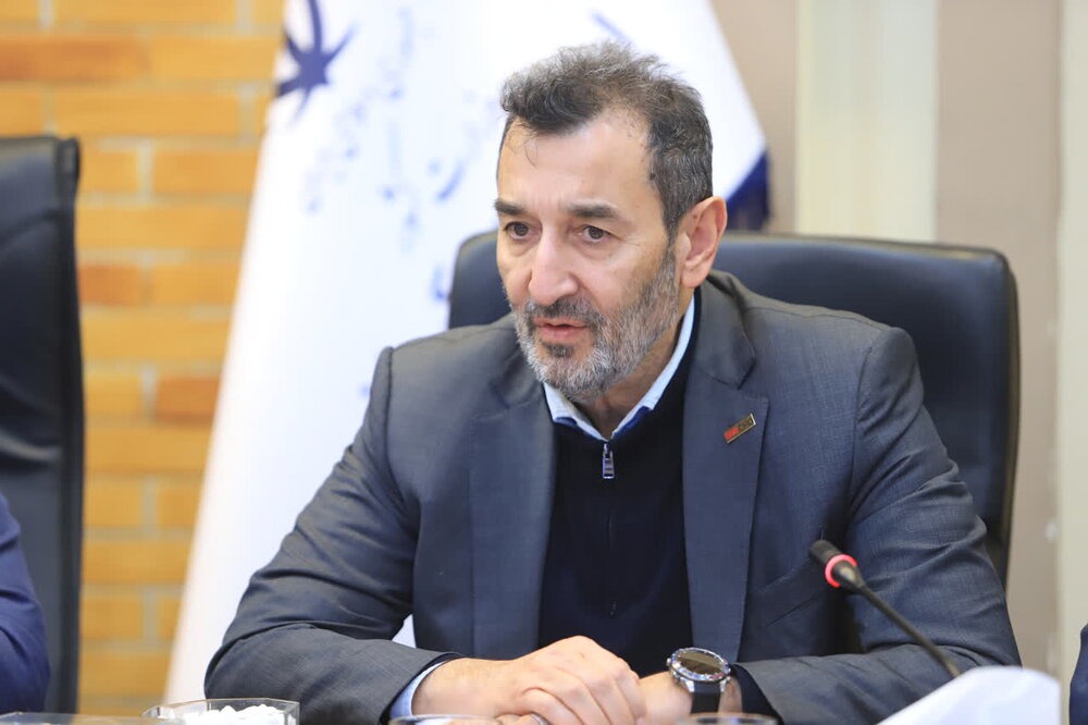 واگذاری پهنه‌های معدنی به سرمایه‌گذاران از طریق بورس/ قول ۵۰ میلیاردی برای مدارس شهر کرمان