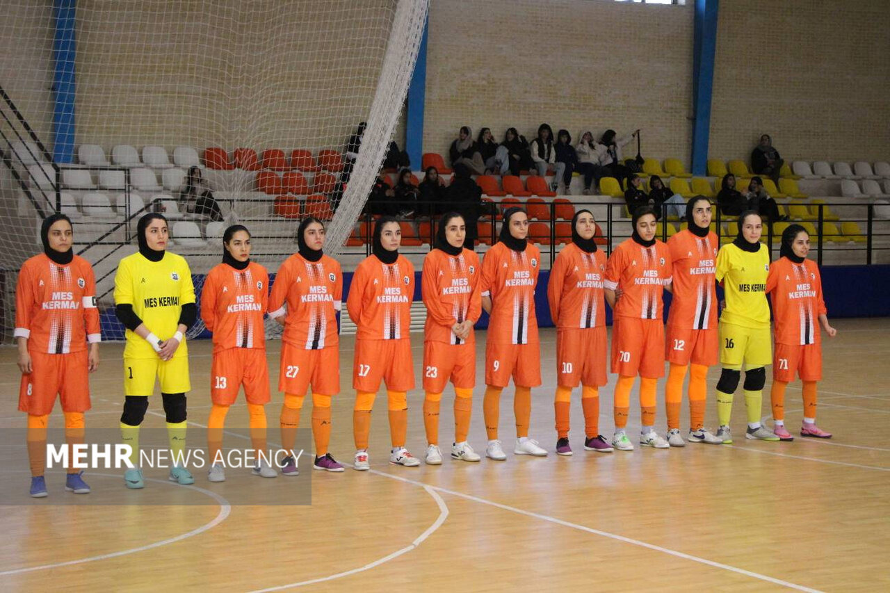 نبرد مسی‌های کرمان برای ماندن در جمع مدعیان مقابل سپاهان