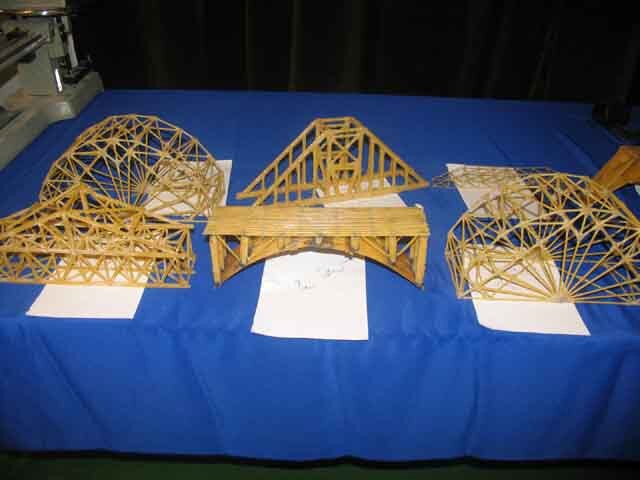 برگزاری پنجمین دوره رقابت سازه‌های ماکارونی