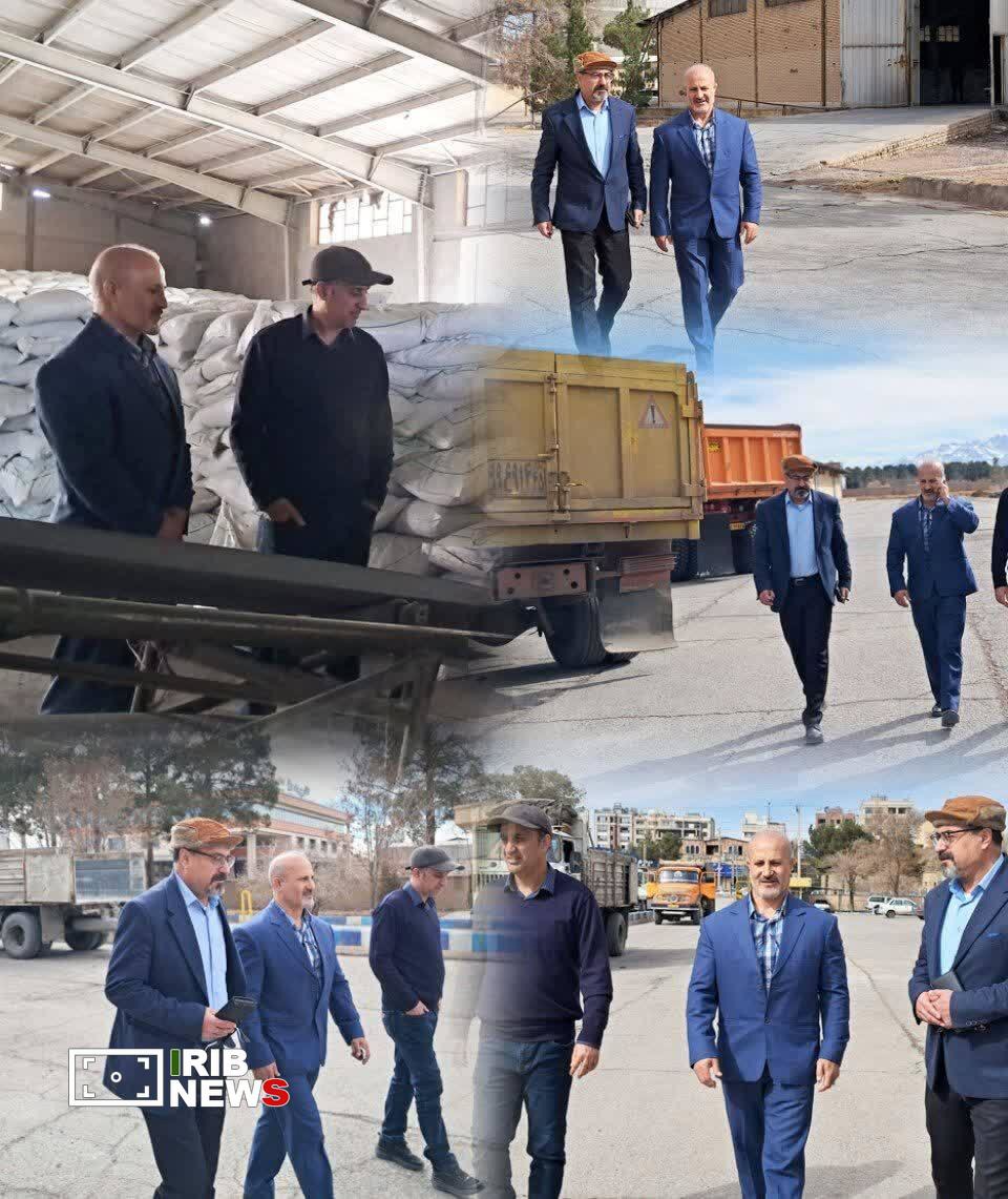 نظارت میدانی مسئولان بر روند بارگیری و موجودی کود در کرمان