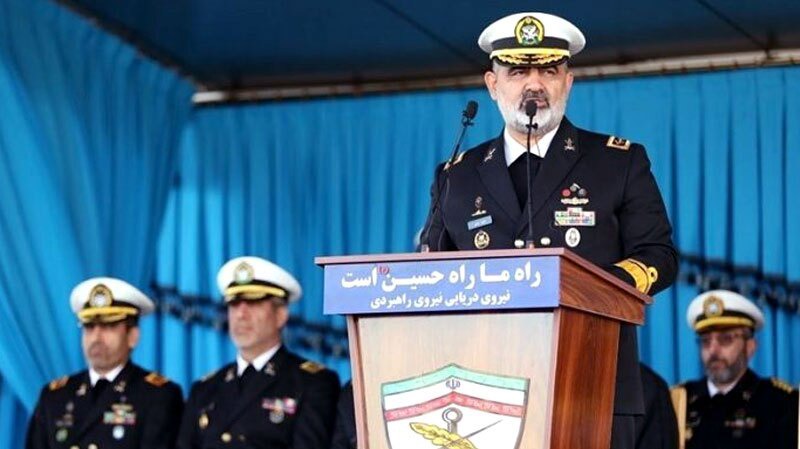 ناوگروه‌های ایران مقتدرانه در دریاها حضور دارند
