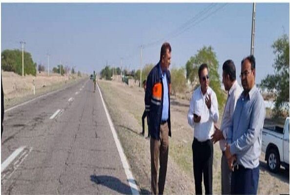 روکش آسفالت ۲۰ کیلومتر از محور ارتباطی رودبار - زهکلوت در جنوب کرمان