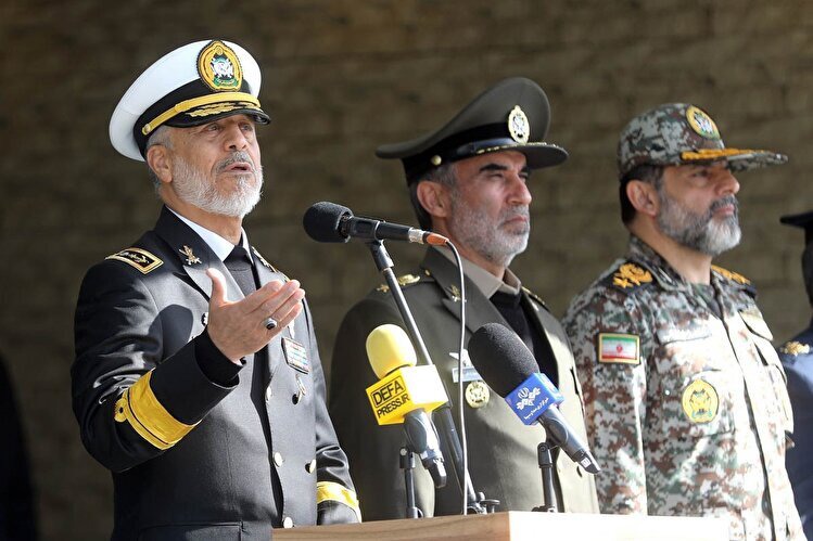 دریادار سیاری: آمریکا درپی سلطه مجدد بر ایران است