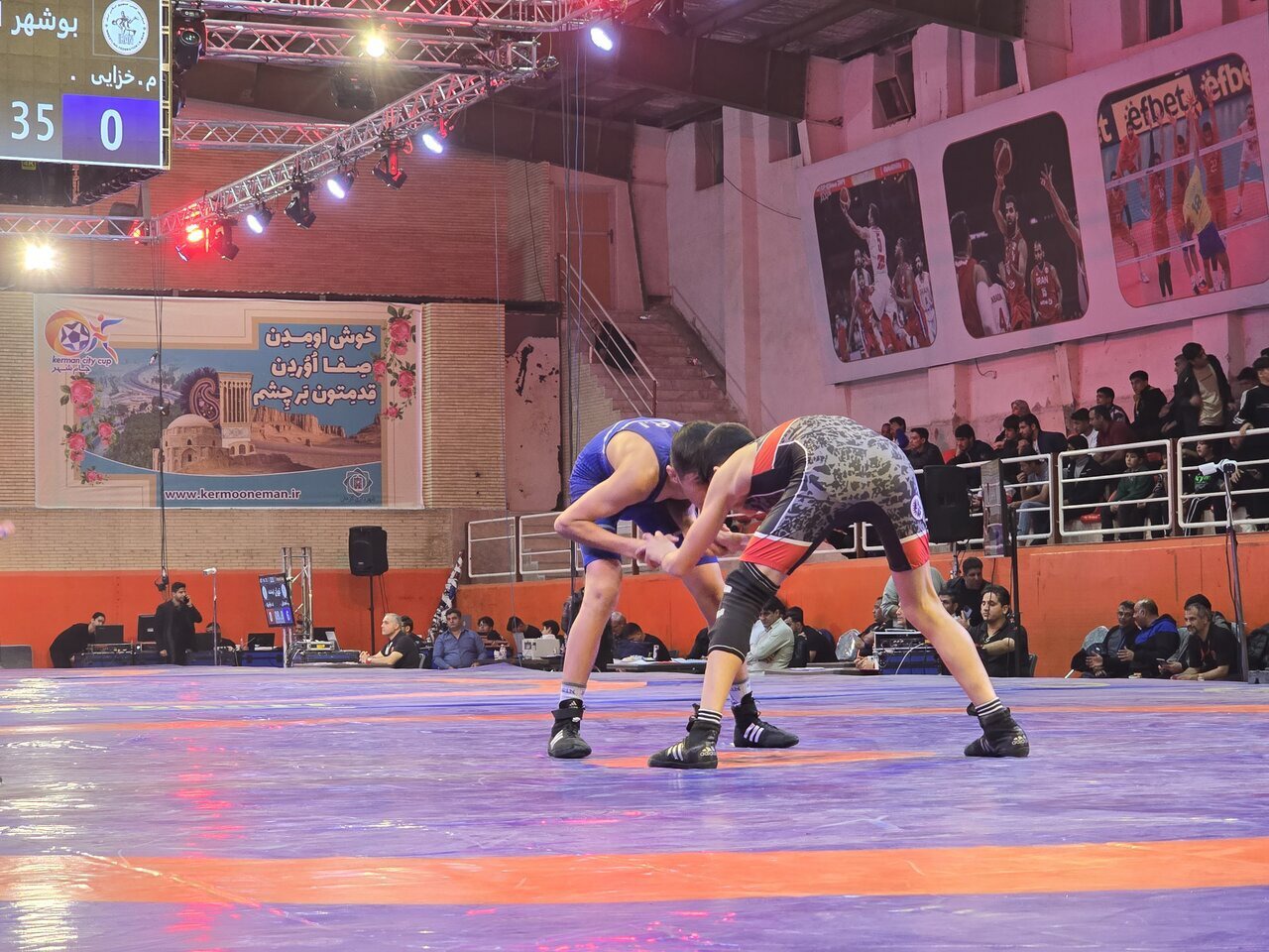 پایان مسابقات کشتی آزاد قهرمانی نوجوانان کشور