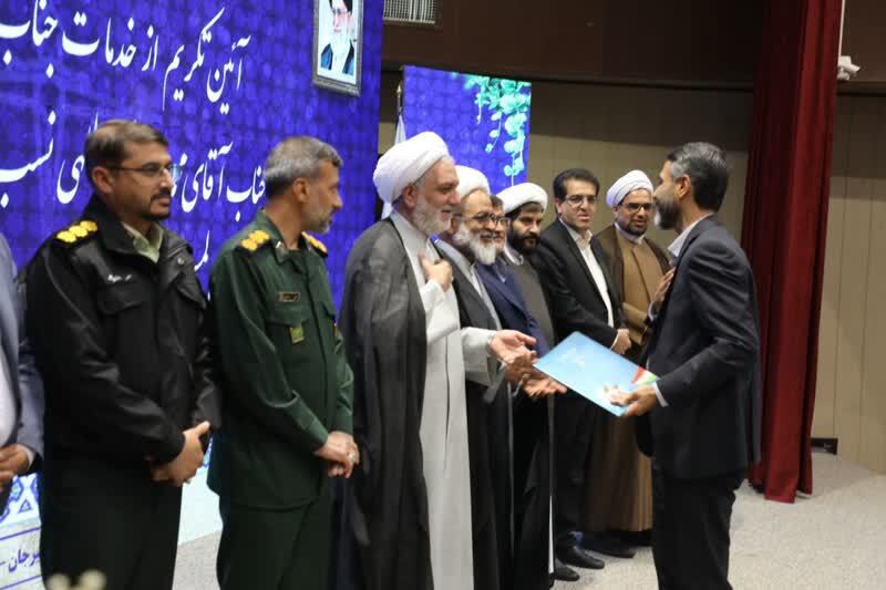 حفظ امید در مقابله با دشمن اولویت است