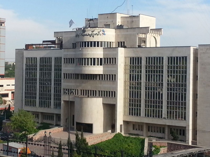 ترک فعل در تسویه بدهی دانشگاه‌های علوم پزشکی از محل واگذاری سهام