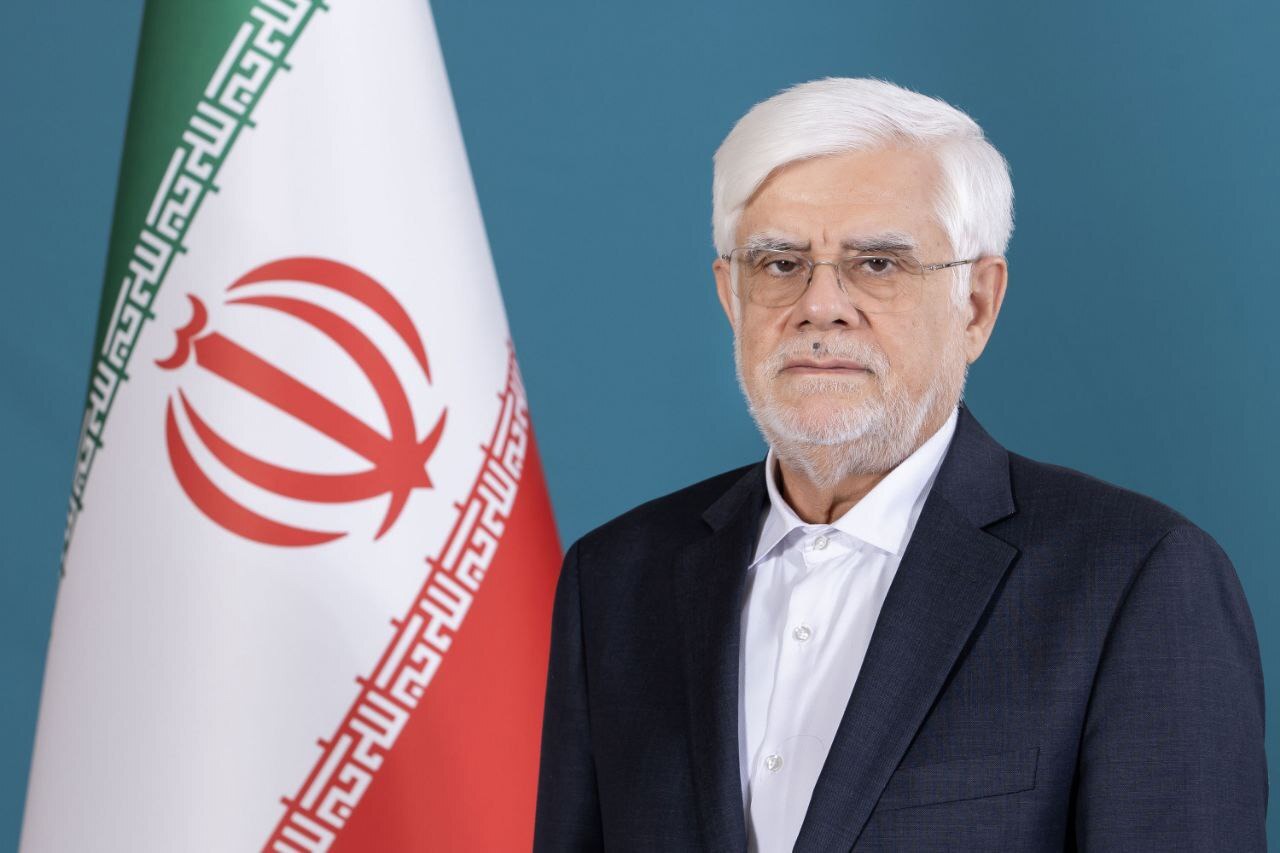 دعوت عارف از مردم برای حضور در آیین‌های چهلم شهدا و جان‌باختگان