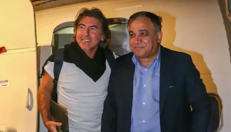 جلسه اضطراری برای برکناری ساپینتو!