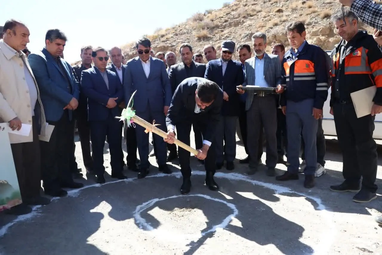 کلنگ‌زنی پروژه راه دسترسی بندر هنزا با اعتبار کامل تخصیص‌یافته