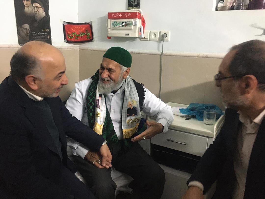 به مناسبت میلاد امام زمان (عج) و دهه مبارک فجر ؛ مدیرعامل بیمه دی به دیدار جانبازان مرکز امام علی (ع) ساری رفت