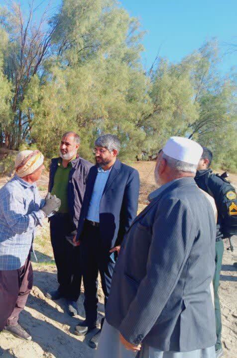 حل اختلاف تعدادی از کشاورزان ناصریه با ورود دادستان ریگان