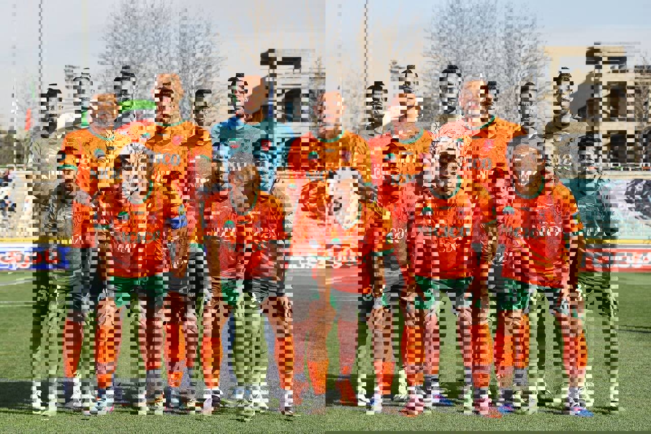 مس جباری برابر استقلالِ بی‌ساپینتو