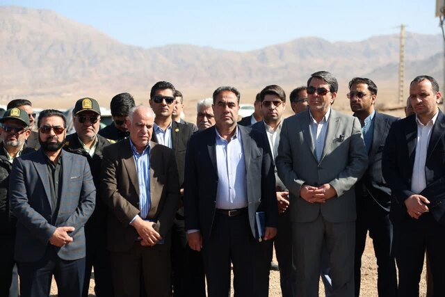 طرح اضطراری تأمین آب شهر زرند با حضور استاندار کرمان افتتاح شد