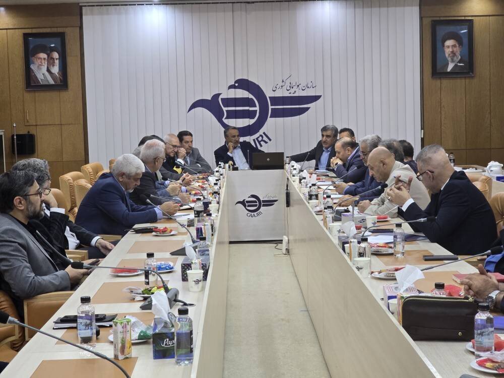 حل مشکل سوخت شرکت‌های هواپیمایی در کمیسیون عمران مجلس