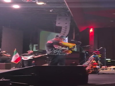 نی‌انبان‌نوازی محسن شریفیان در شب تقدیر از آتش‌نشانان