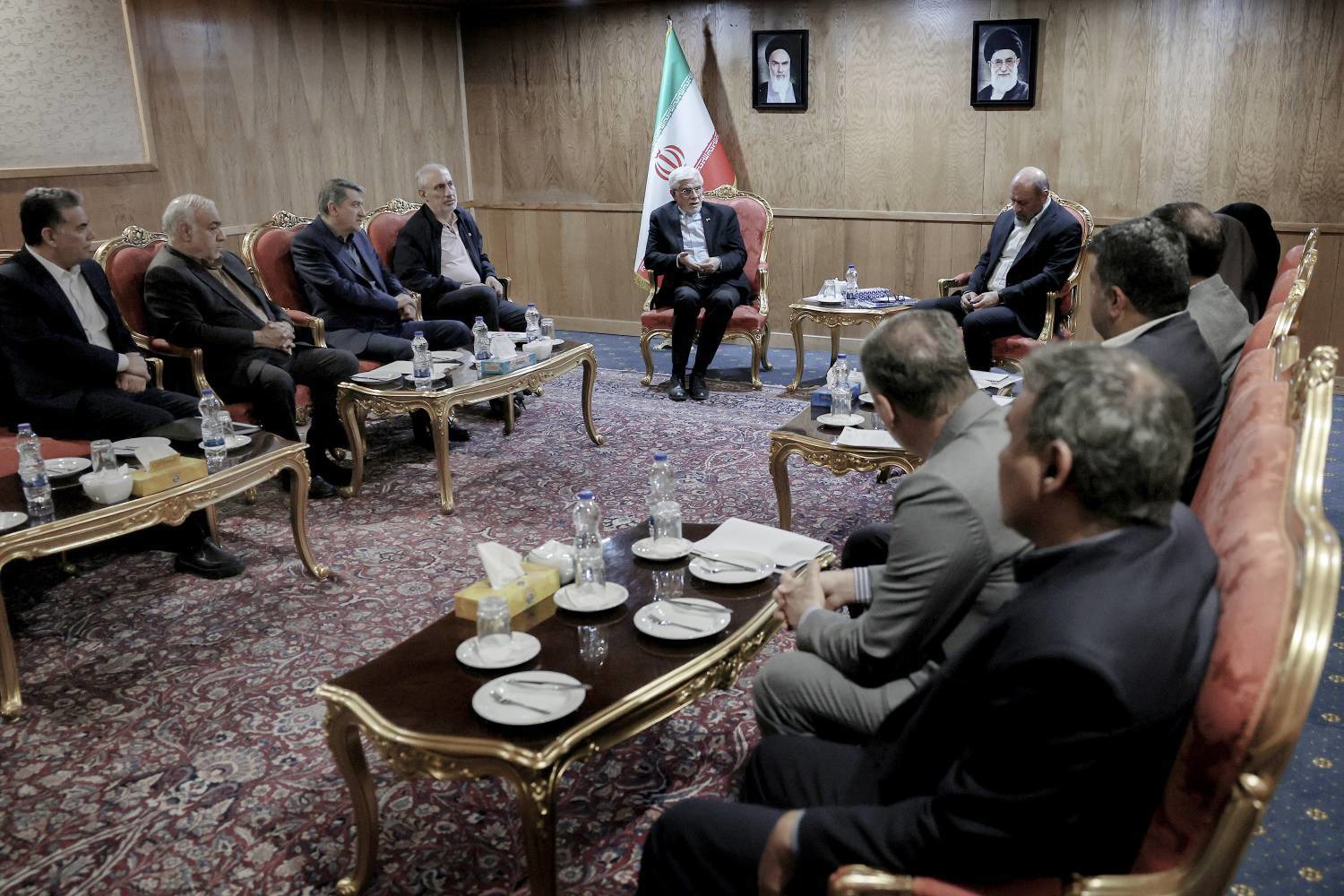 عارف: راهکار‌های تکمیل آزادراه تهران ـ شمال سریع تر نهایی شود