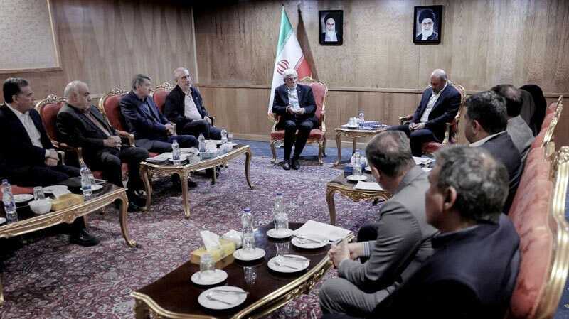عارف: راهکار‌های تکمیل آزادراه تهران ـ شمال سریع‌تر نهایی شود