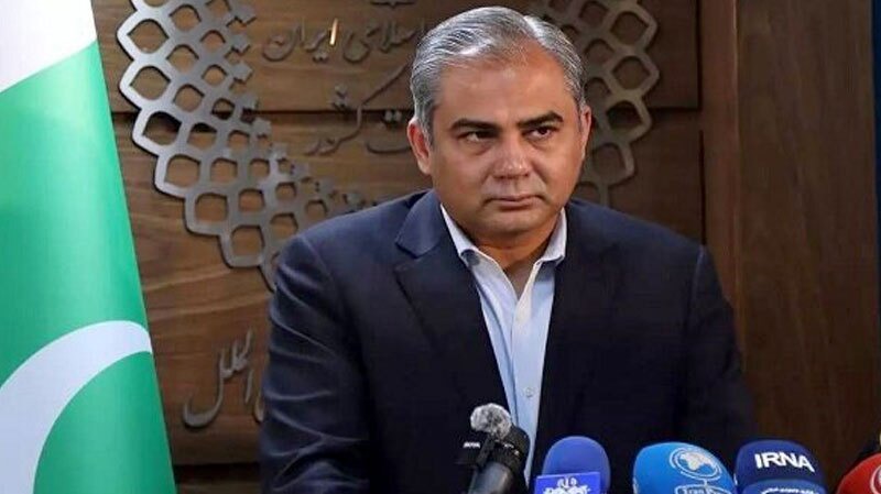 وزیر کشور پاکستان وارد تهران شد