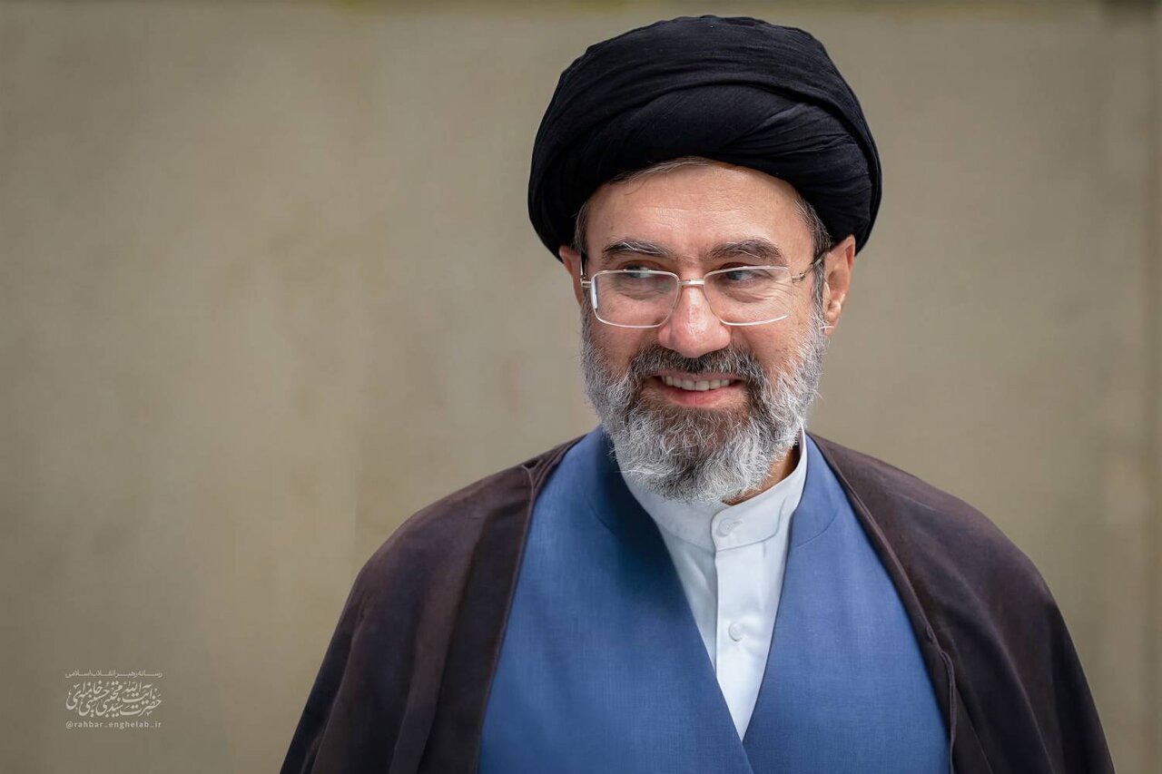 روایت نماینده کرمان در مجلس خبرگان از وضعیت آیت‌ الله مجتبی خامنه‌ای