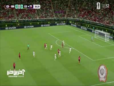 حرکت انفرادی و زیبای سون ثمری نداشت و ضربه‌اش با اختلاف به بیرون رفت