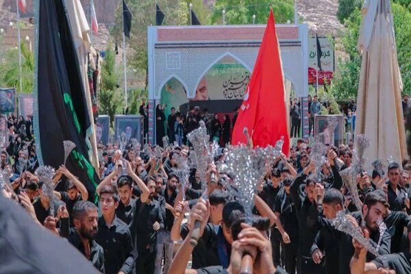 عزاداری محرم در گلزار شهدای کرمان از صبح تا شب