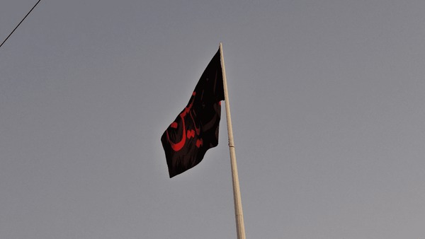 برافراشته شدن پرچم لبیک یا حسین(ع) در سیرجان