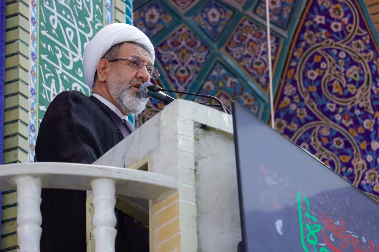 امام جمعه کرمان: تقویت وحدت و همدلی در شرایط کنونی کشور ضرورت دارد