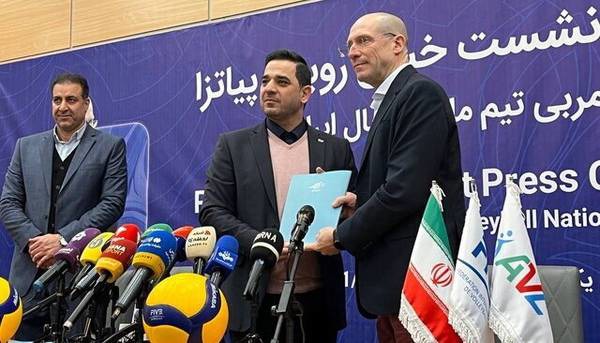 حمایت قاطع رئیس از پیاتزا: به حاشیه سازان باج نمی‌دهیم