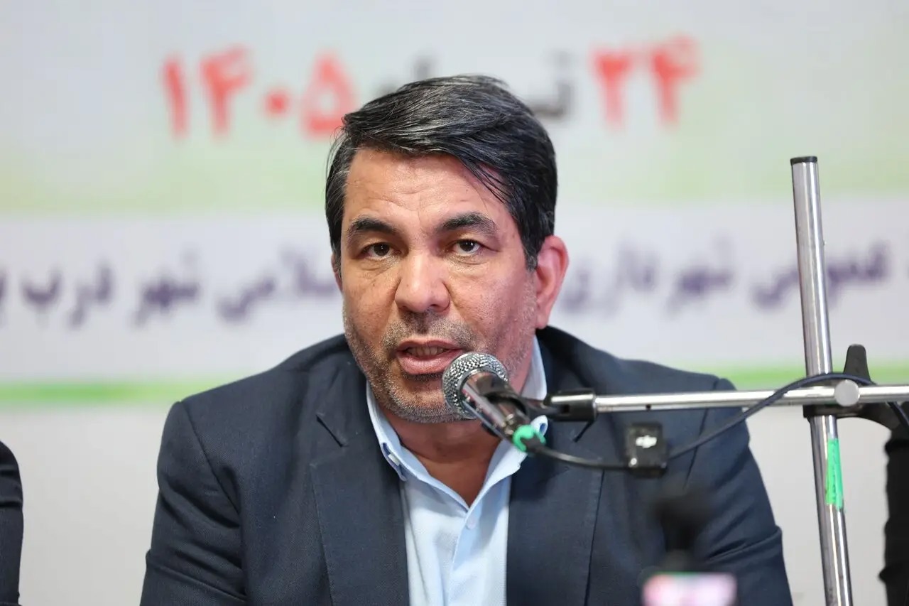 شهرداران از درگیر شدن در مباحث سیاسی و انتخاباتی پرهیز کنند