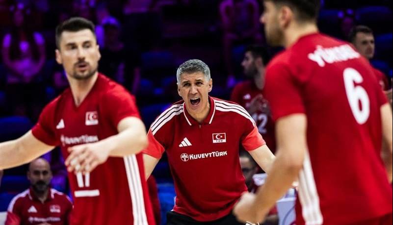 کواچ: ملی پوشان ایران باید برای نام ایران بجنگند