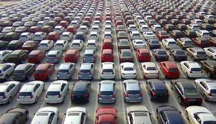 بازار خودرو ترمز برید؛ کدام خودرو ۴۲۰ میلیون تومان گران شد؟