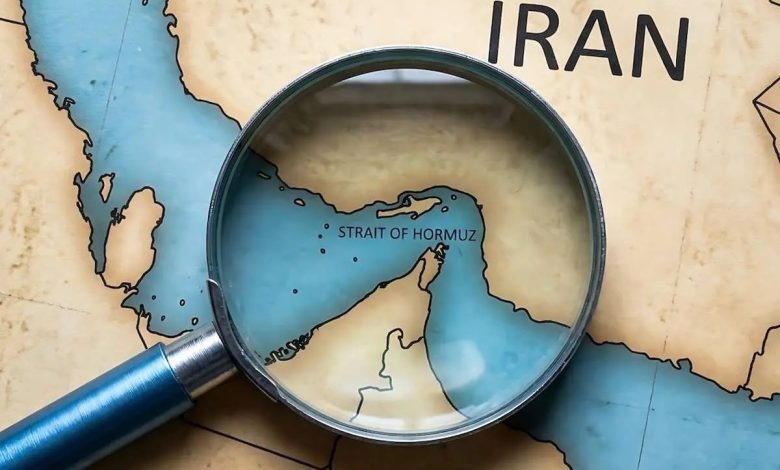 گفتگوی ایرانی - عمانی درباره تنگه هرمز؛ تاییدی بر شکست نظامی آمریکا