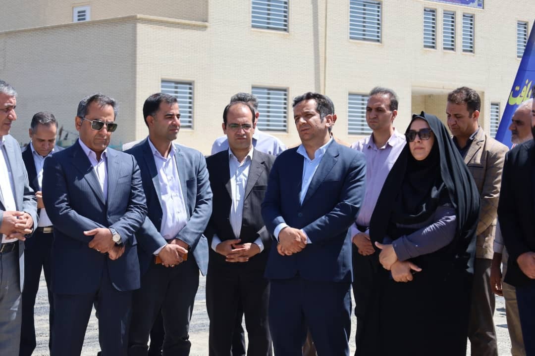 بهره مندی دانش آموزان کرمانی از ٢٨٢ مدرسه شبانه‌روزی