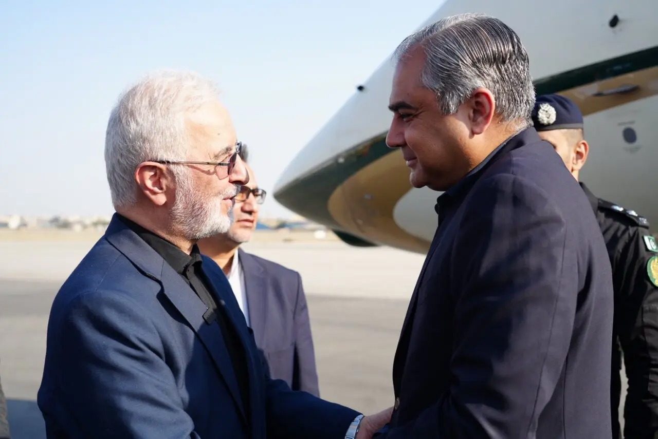 ورود وزیر کشور پاکستان به تهران