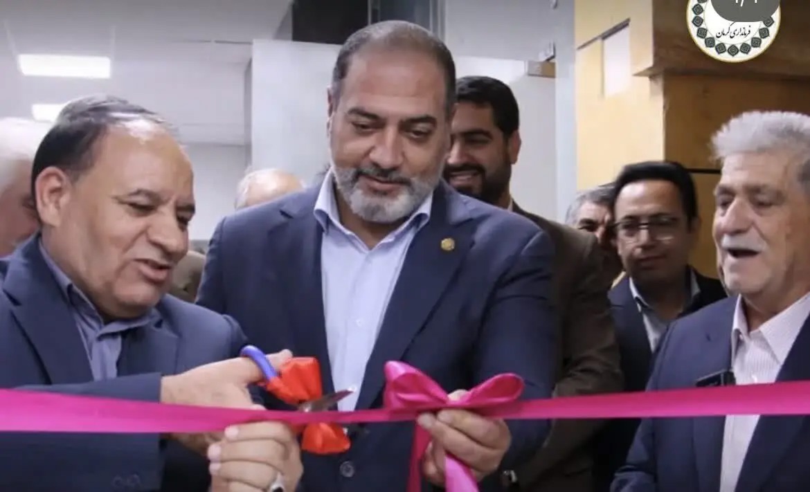 بهره‌برداری از چند طرح درمانی، آموزشی و اشتغال‌زایی در بیمارستان ثامن‌الحجج