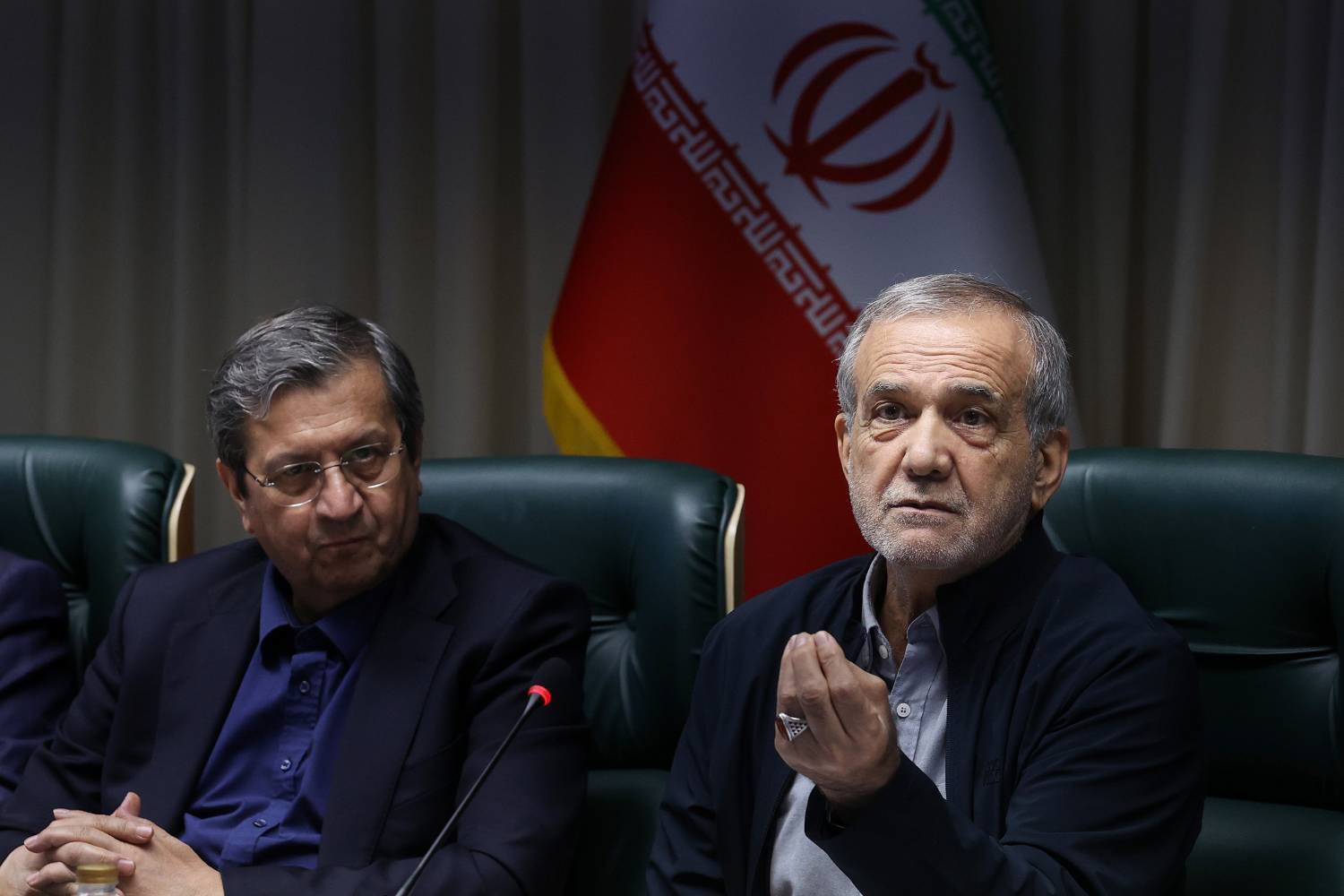 پزشکیان: ایران را آباد و سربلند خواهیم کرد