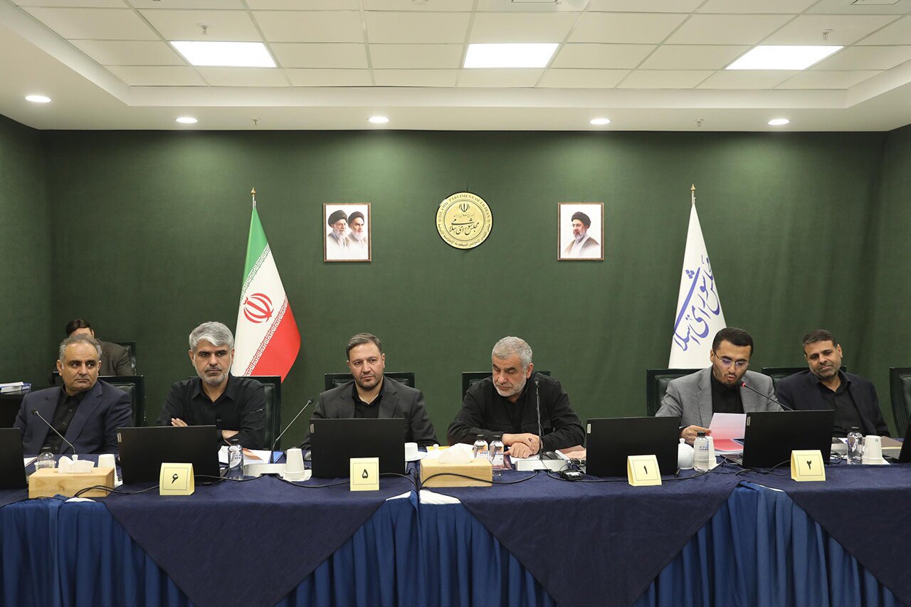ثبت فعالیت در سامانه ارتباطات خارجی نافی اخذ مجوز نخواهد بود